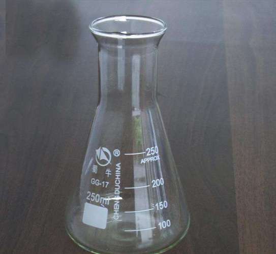 首页 产品目录 玻璃仪器 烧器类(烧杯,烧瓶) 三角烧瓶 简短介绍:临沂